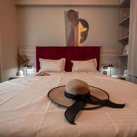 Topaz 96 In Odyssey Spa&pool-parking * Mamaia